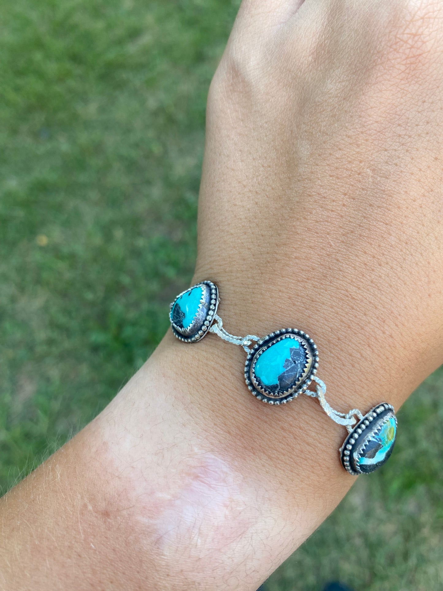 3 Stone Dainty Bracelet