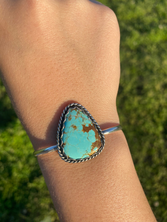 Vaeda Cuff